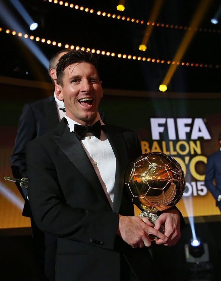 Football:C’est officiel , Lionel Messi remporte son 8e ballon d’Or