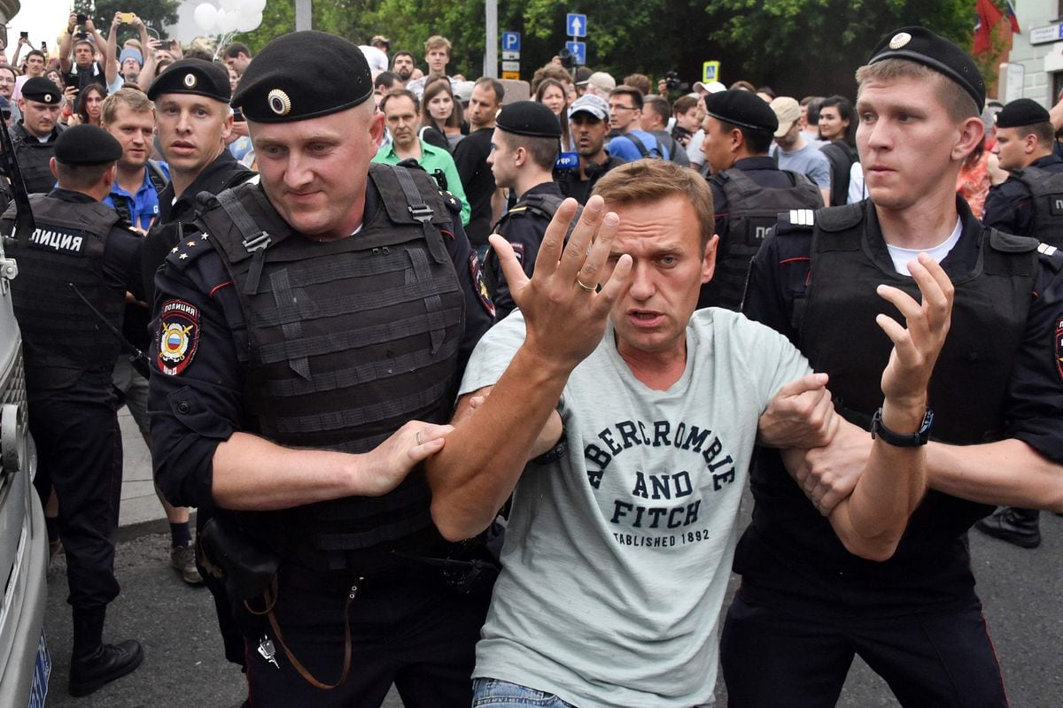 Décès d’Alexeï Navalny en Prison : Fin d’une Figure de l’opposition Russe