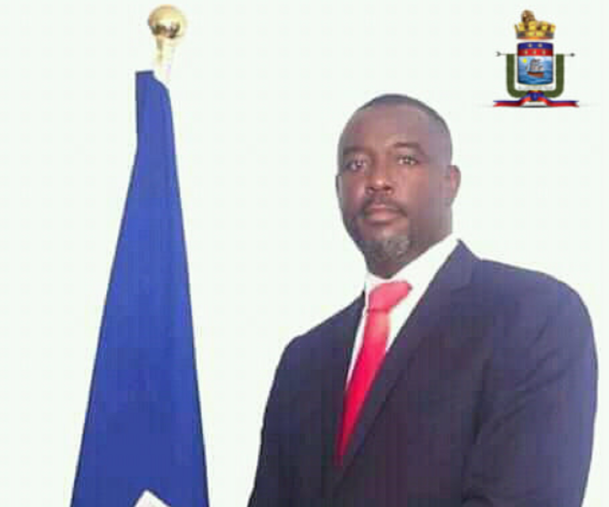 Le Maire de Port-au-Prince lance un  appel à l’unité pour le 221e anniversaire du Drapeau Haïtien